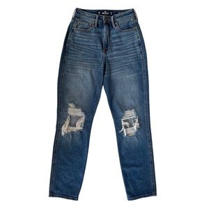 Hollister Curvy Ultra High-Rise Mom Jean Vintage Stretch
